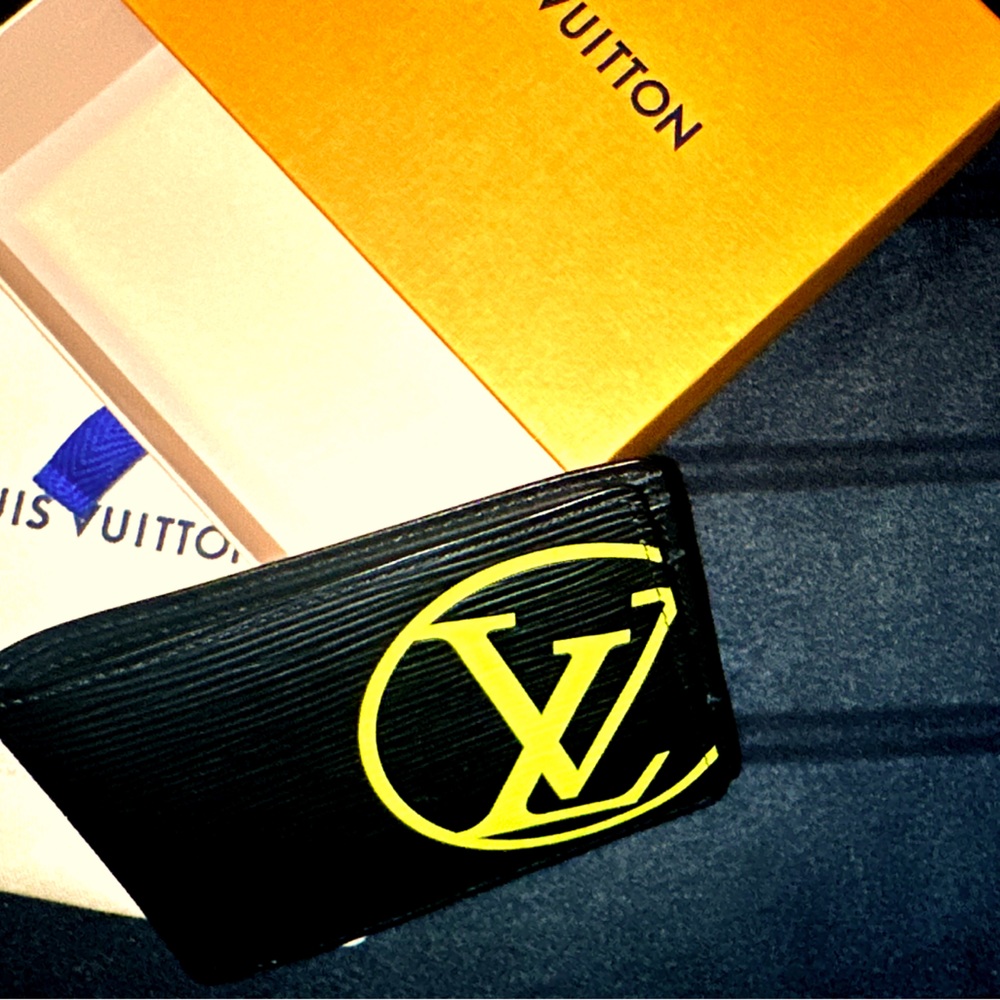 Louis Vuitton Multiple Wallet Epi Leather Black